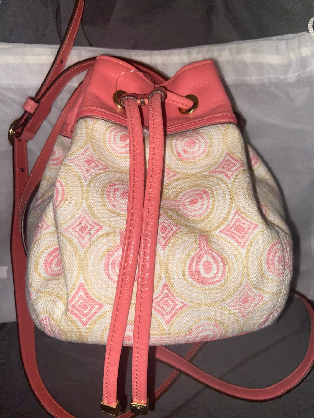 Coral Mini Audry Opt Art Swirl Drawstring Bucket Crossbody Bag EUC
